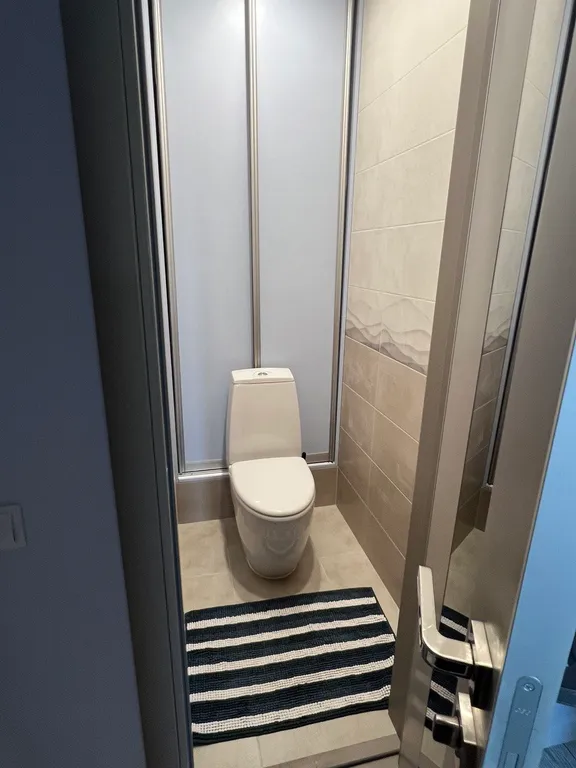 Комфортная уютная двухкомнатная квартира недалеко от центра города