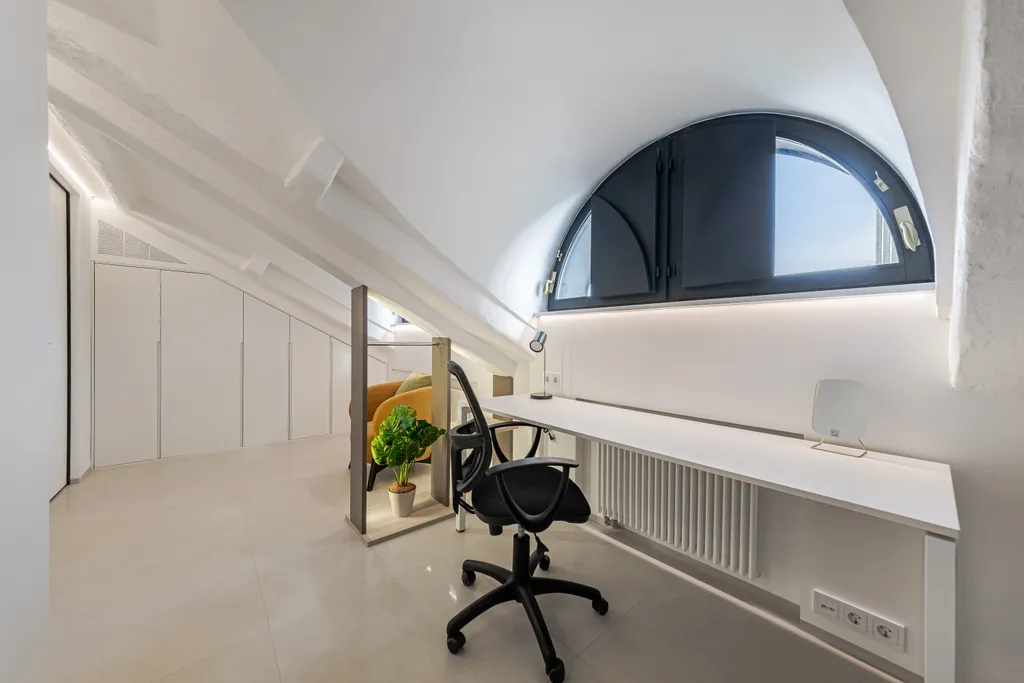 Эксклюзивная квартира-мансарда на Пресне