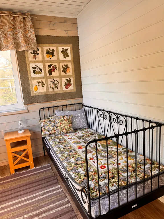 Коттедж Домик под Соснами в Свирском — Лодейное Поле