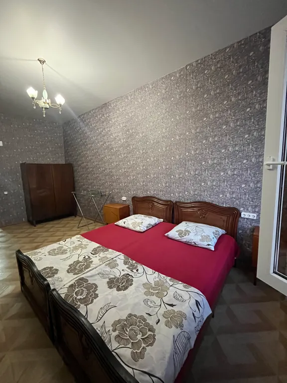 Квартира Комфортная просторная квартира под ключ в 300 метрах от моря — Сухум