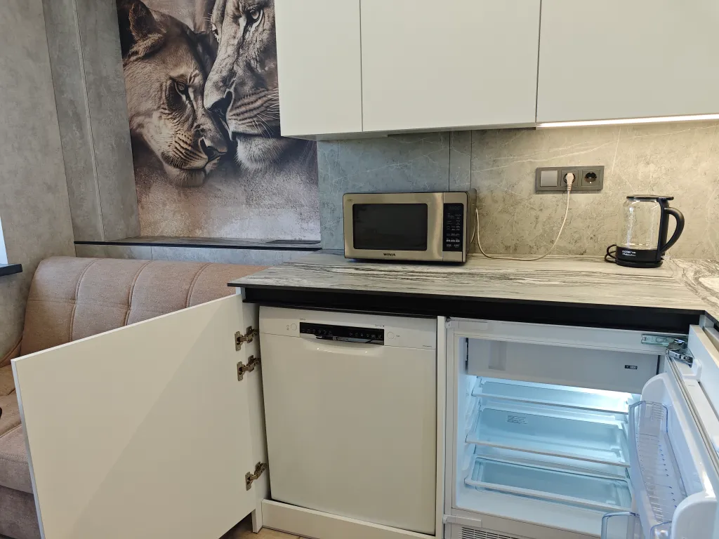 Квартира с дизайнерским ремонтом в шаговой доступности от моря