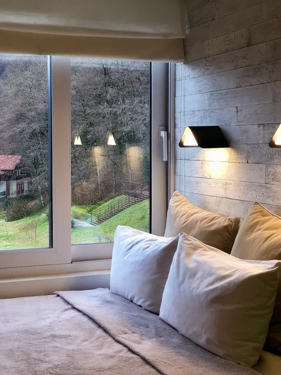 ДИЗАЙН-СТУДИЯ ЛАЙТ СКАЙ | 28 м²| 
Гипнотический вид из кровати