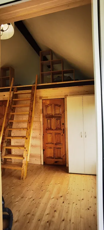 Уютный дом в йога отеле