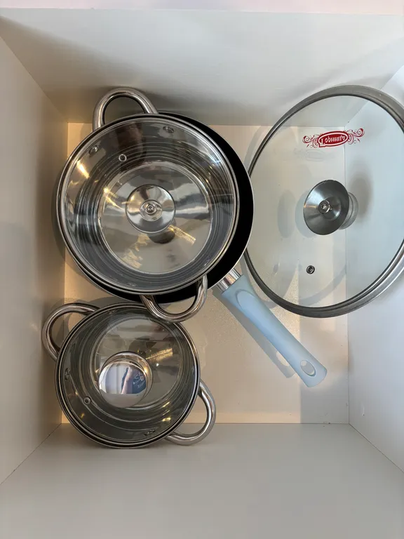 Уютная студия с видом на лес