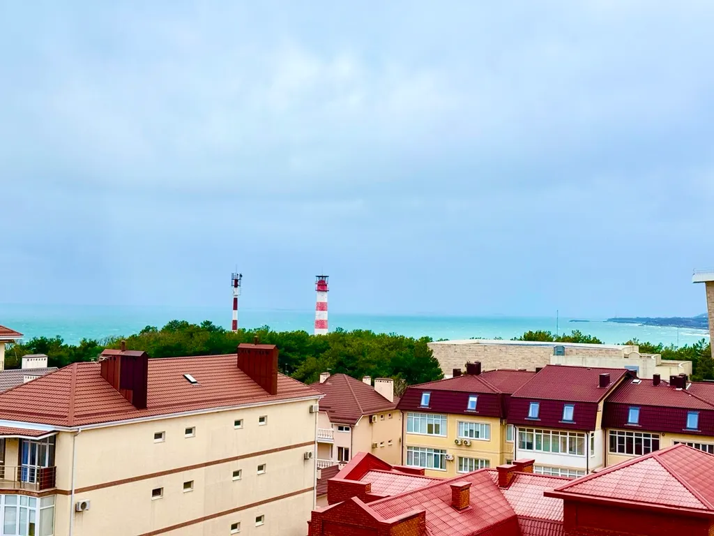 Квартира Светлые апартаменты с панорамным видом на море, горы и маяк — Геленджик