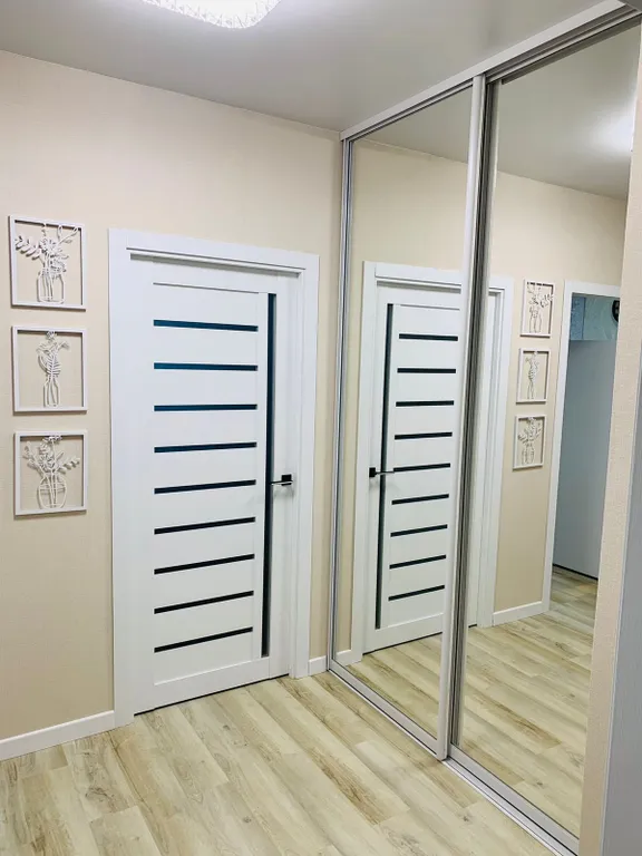 Квартира Уютная студия с кондиционером в доме рядом с аэропортом Толмачево — Обь