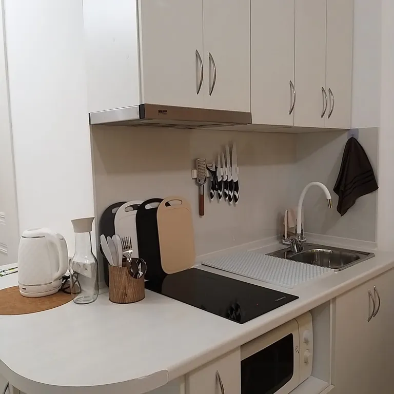 Уютная студия рядом с гостиницей Cosmos