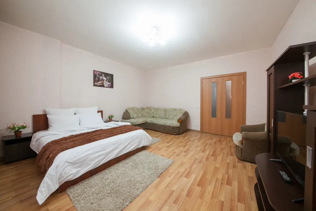 Квартира Уютные апартаменты в новом доме напротив ТРЦ Планета — Красноярск