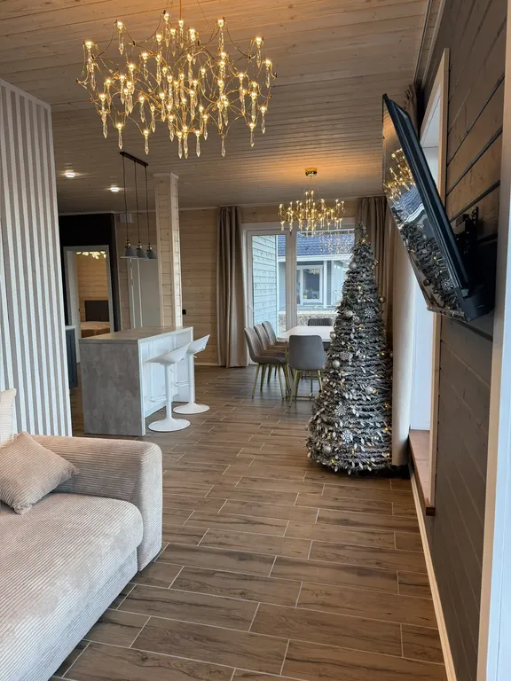 Коттедж Дом с тремя спальнями на озере Сямозеро в Карелии — аренда посуточно в Сямозеро