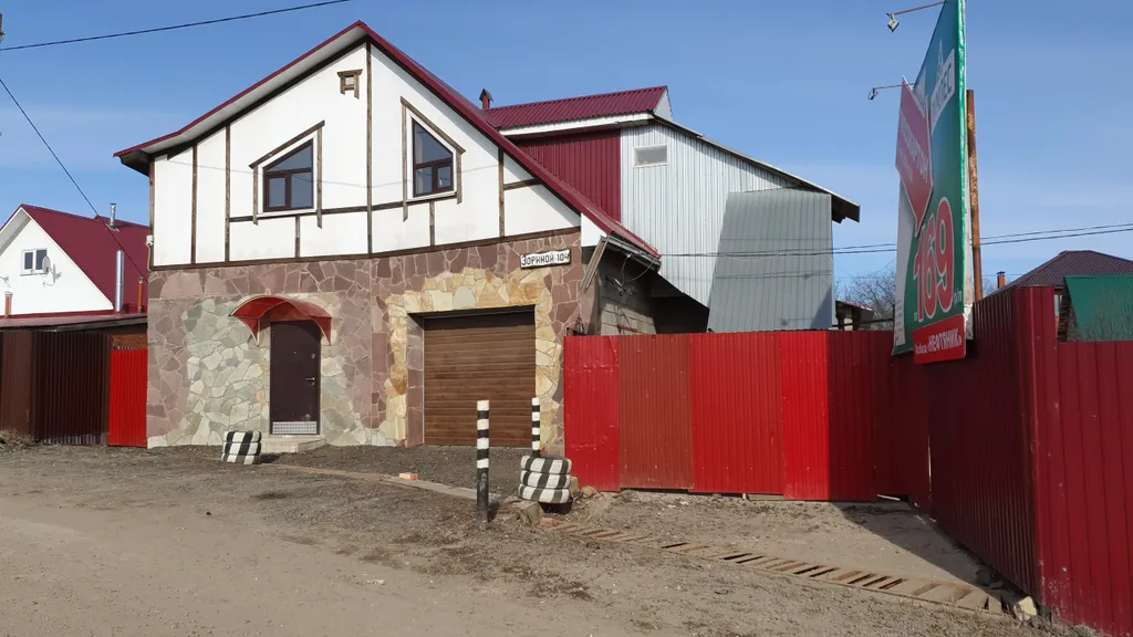 Квартира Уютный дом с отдельными входами — аренда посуточно в Воткинск