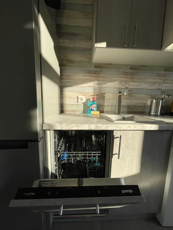 Апартаменты с балконом, отдельной спальней Синие горы напротив Казино