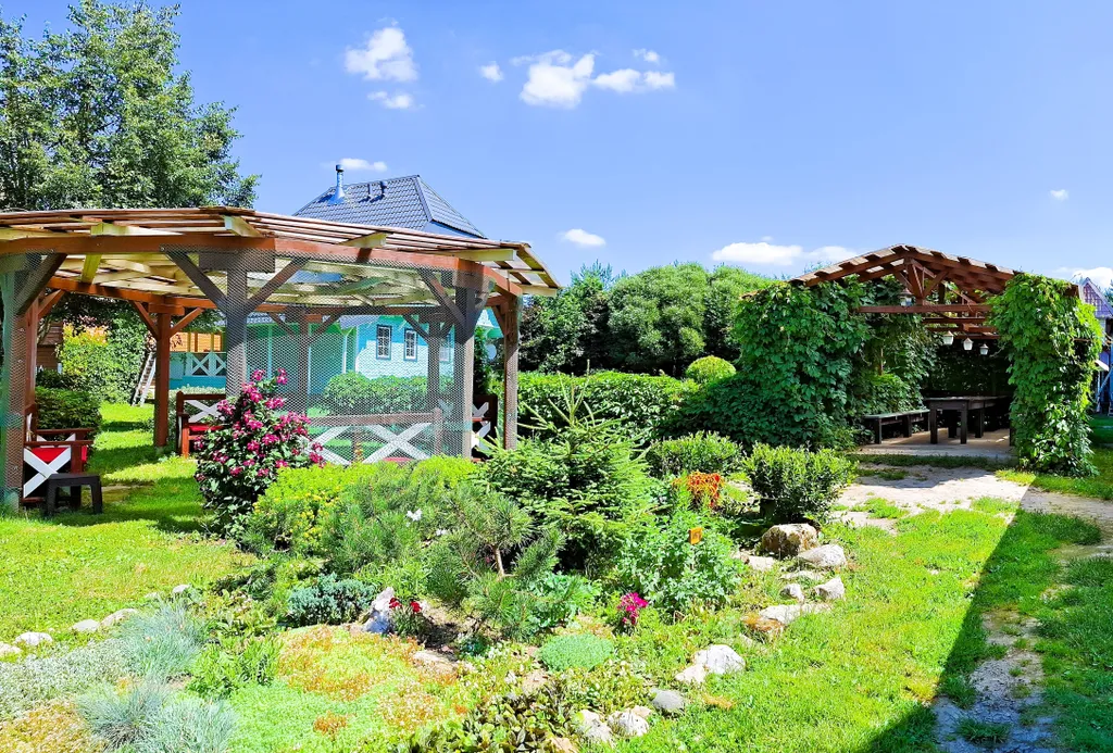 Дом-замок для большой компании