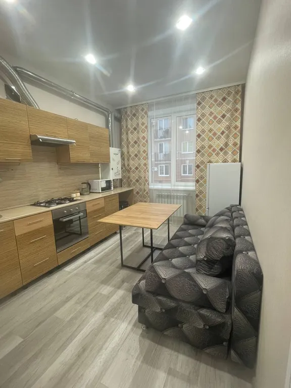 Добро пожаловать в современный, стильный апартамент