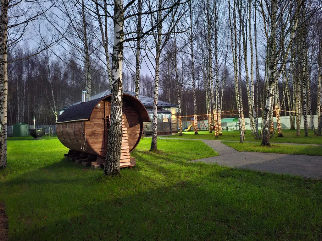 Коттедж Загородный дом у реки в лесу — Горки