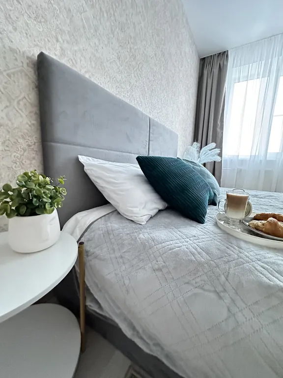 Квартира 2-комнатная Квартира — Тельмана