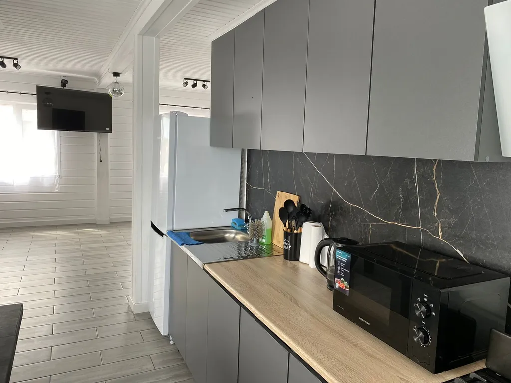 Коттедж Дом у прудов — Коммунар