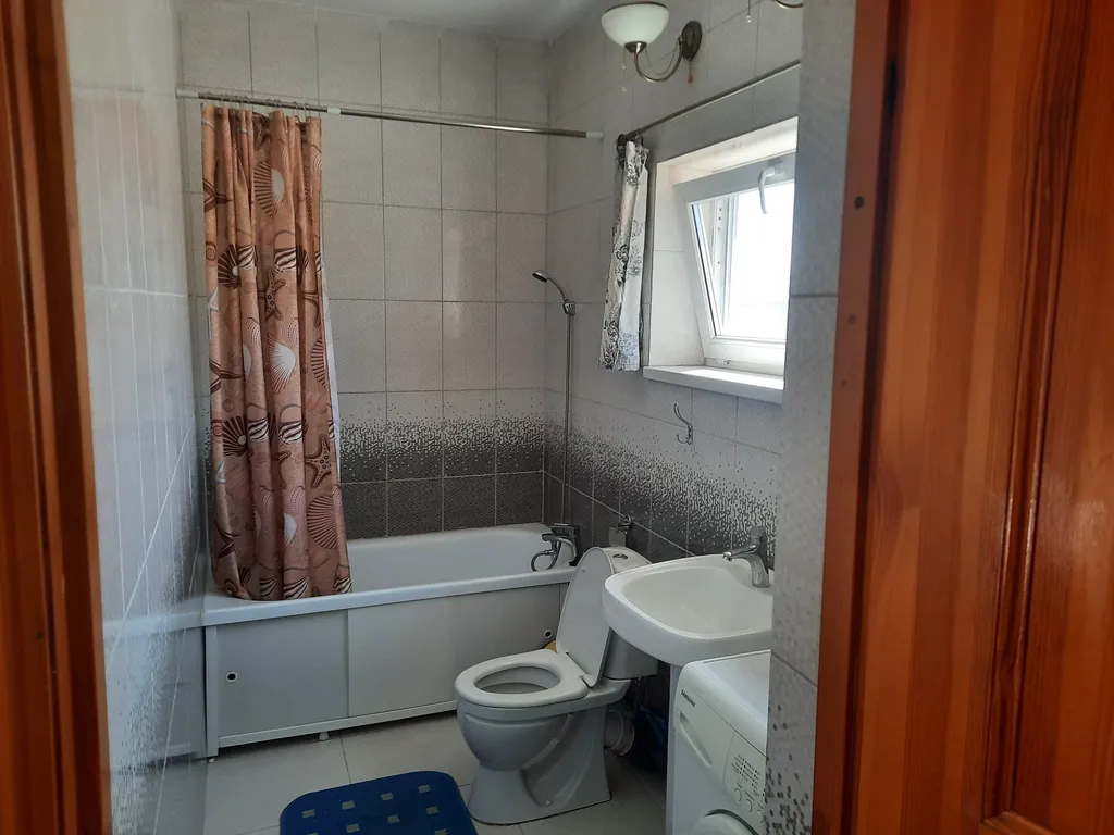 Домик у моря