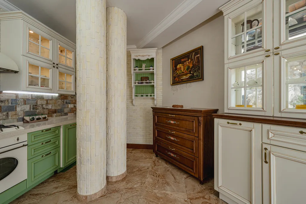 Красивый дом Азазель с сауной и с видом на море и горы