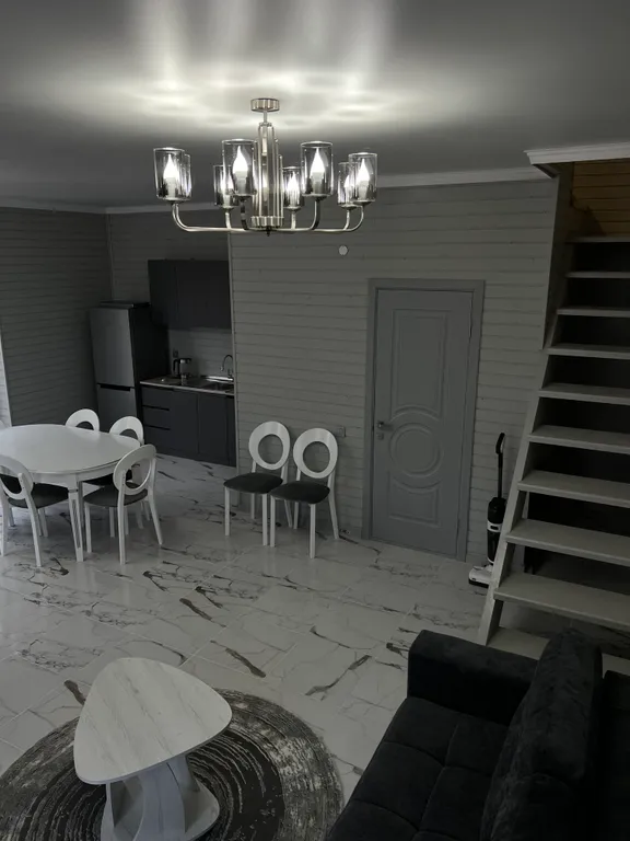 Просторный дом у моря