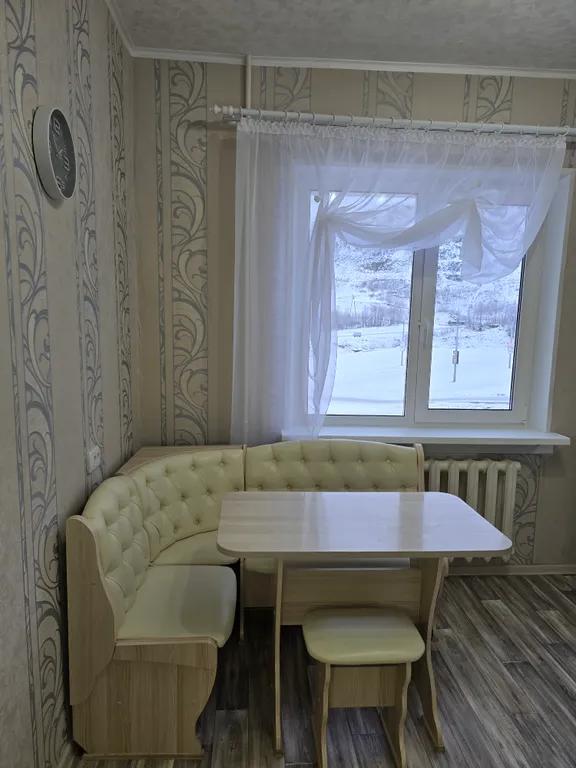 Первый дом у склона с видом на BigWood