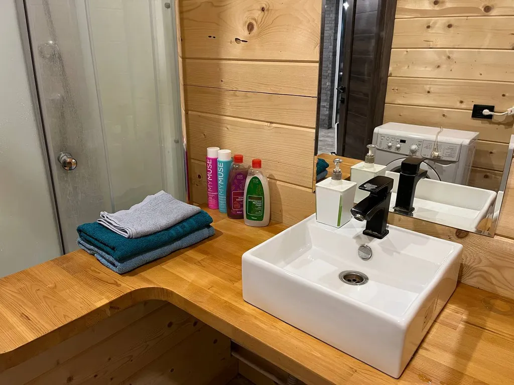 Домик у леса