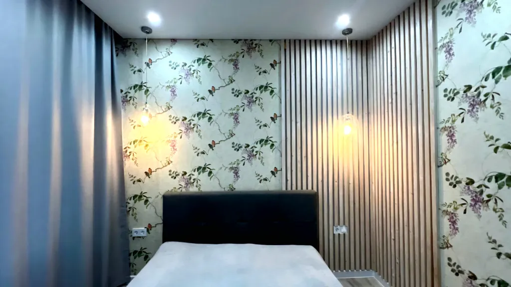 Новая 2-комнатная в центре с отдельной спальней и входом