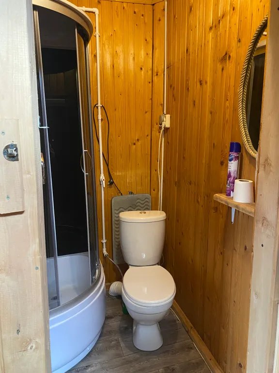 Дом и баня на участке 40 соток