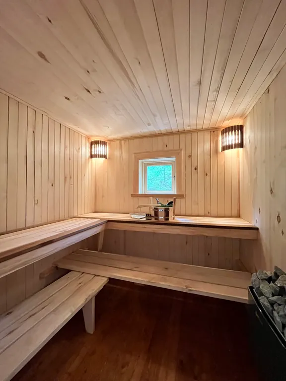 Уютный домик с баней 100'