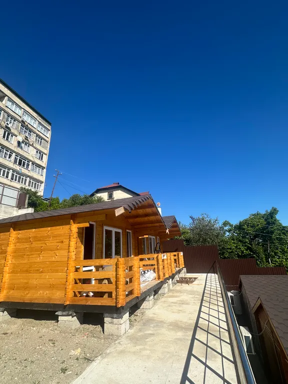 Дом в живописном спокойном месте и с видом на море