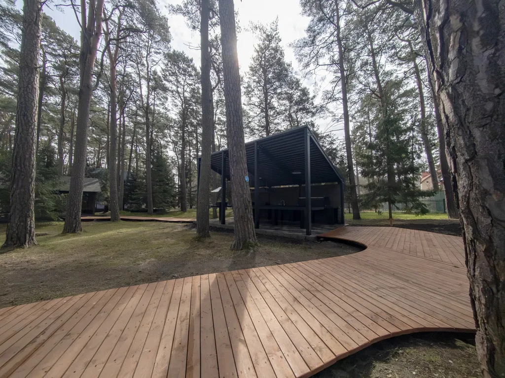 Уникальные апартаменты с террасой в центре Светлогорска