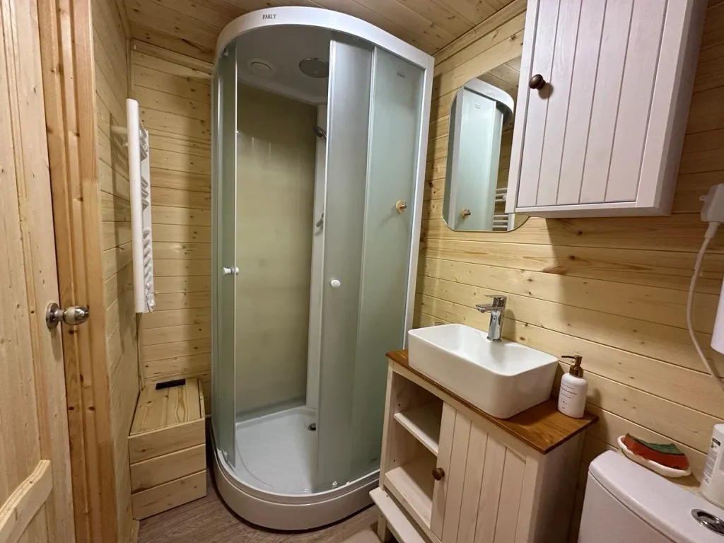 Глэмпинг в парке Оленьи ручьи