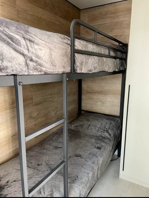 Дом Panorama на берегу озера, утопающий в соснах, тишине и спокойcтвии