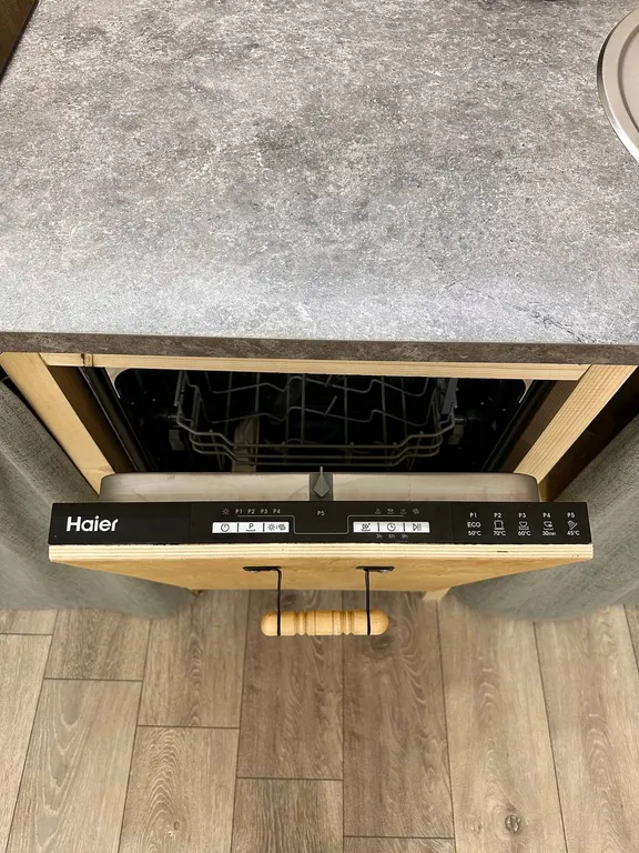 Коттедж Красивый дом с 2 спальнями — Ропша