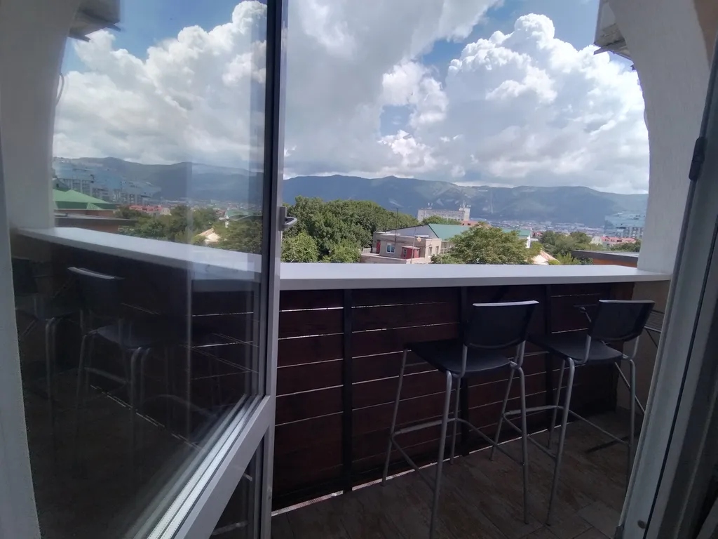 Квартира Апартаменты с балконом с видом на горы — Геленджик