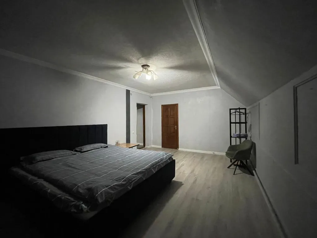 Квартира Комната — аренда посуточно в Бишкек