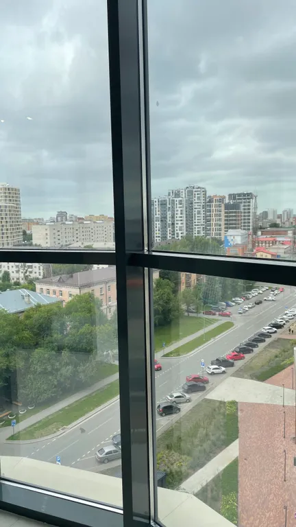 Выдающуюся квартира с дизайнерским ремонтом в центре города