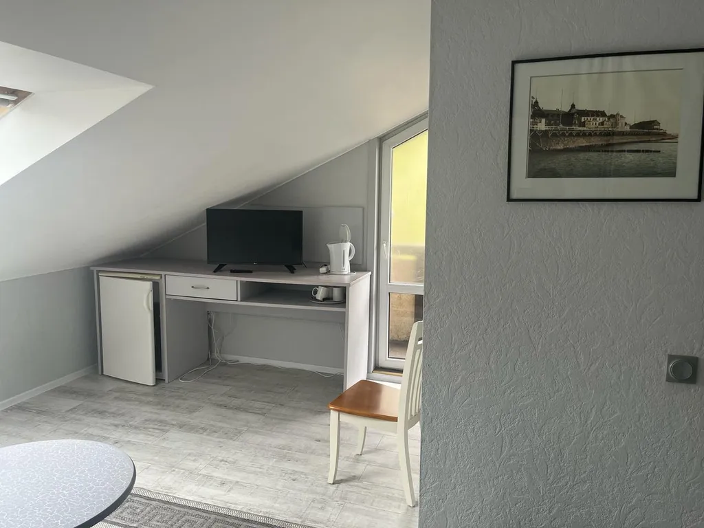 Квартира Квартира Двухкомнатный мансардный номер стандарт — Светлогорск