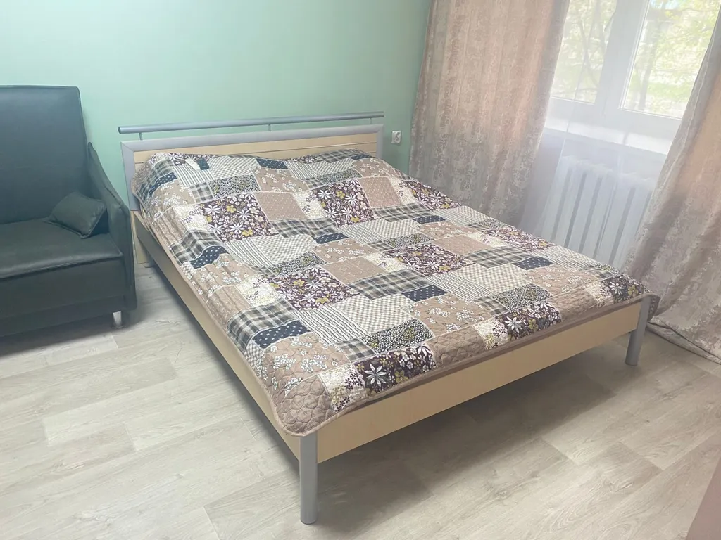 Уютная квартира в центре города — аренда посуточно в Серов