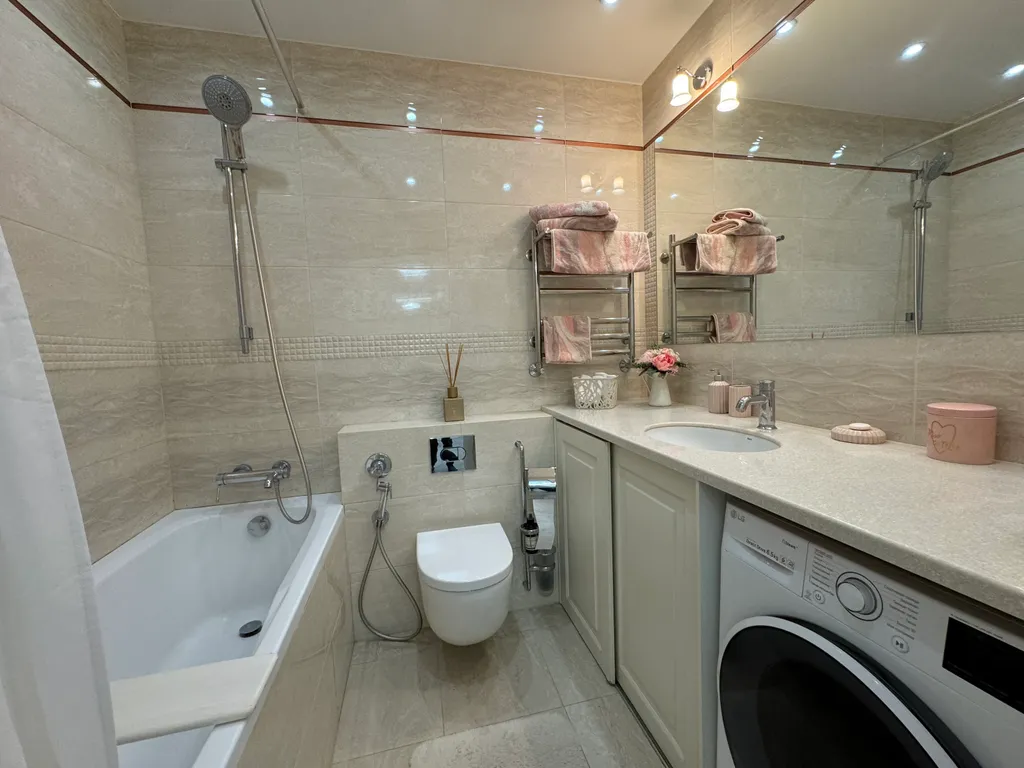 Квартира с новым ремонтом на центральной улице города