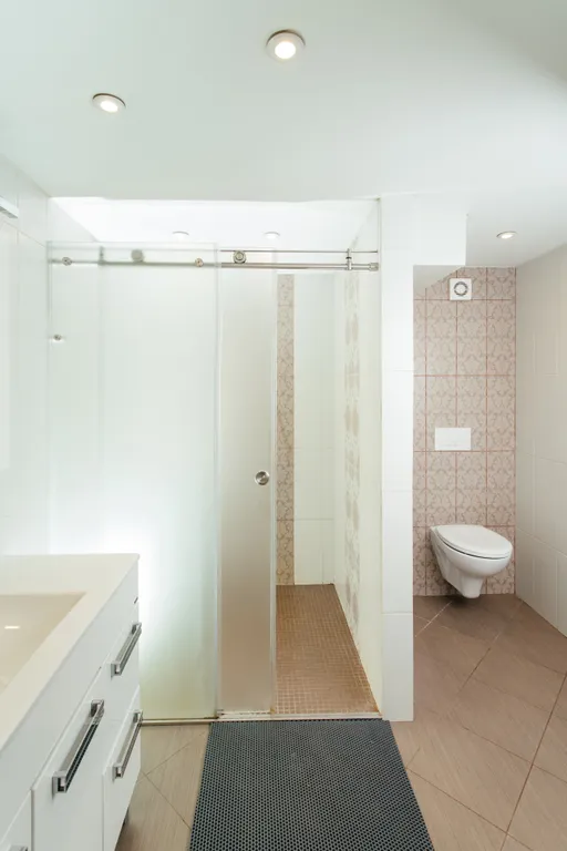 Коттедж Уютный дом с баней у реки — Верховье