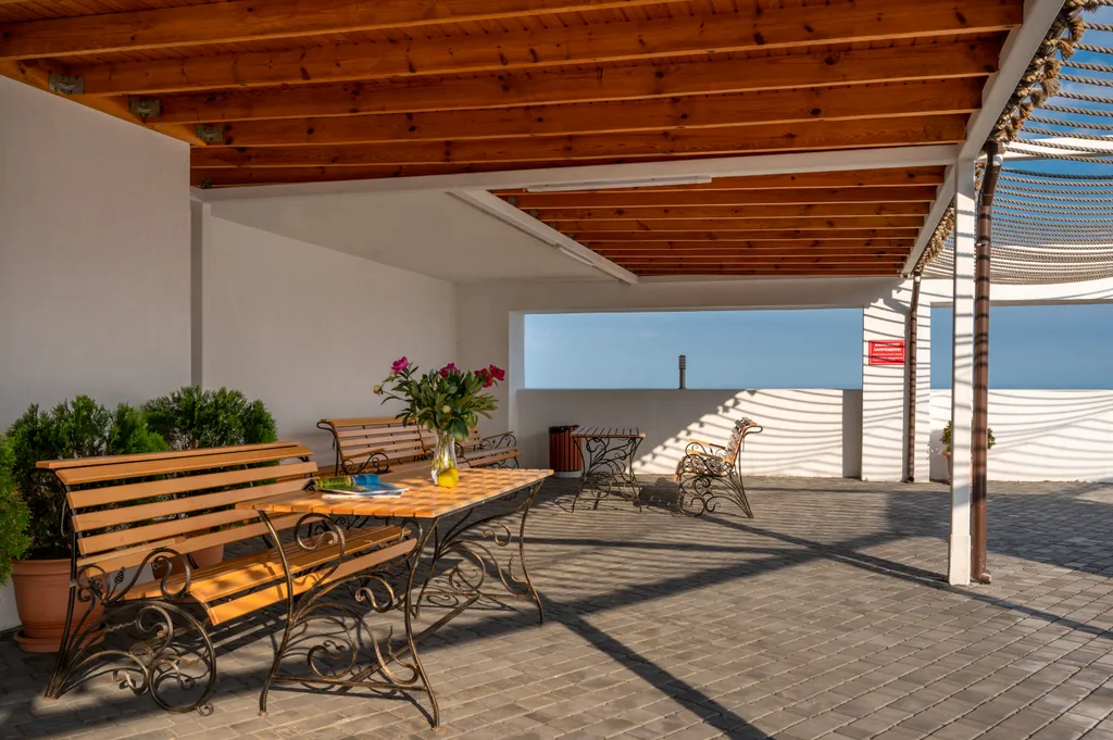 Уютная студия с прямым видом на море