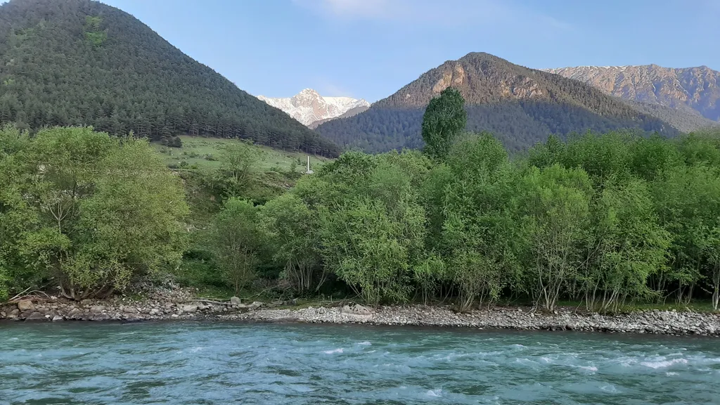 Дом у реки Теберда