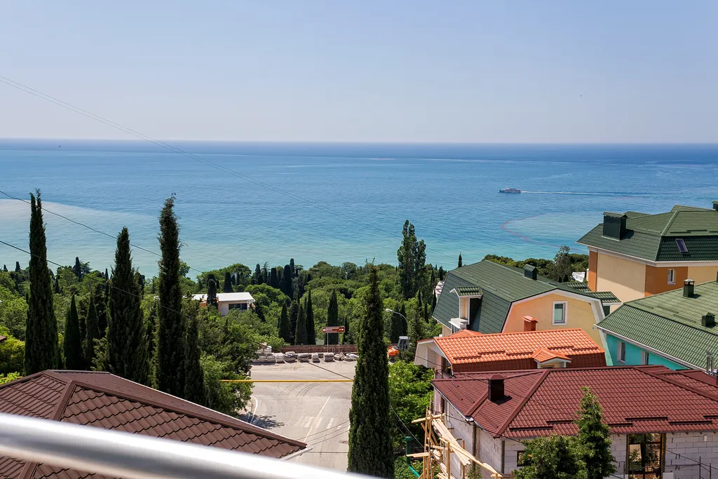 Стильная квартира-студия с  красивым видом на море в Мисхоре