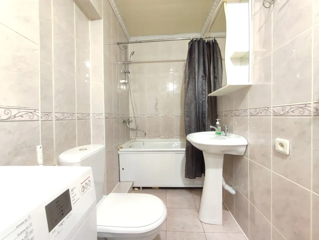 Квартира Эконом. Квартира для путешествий и командировок — Омск