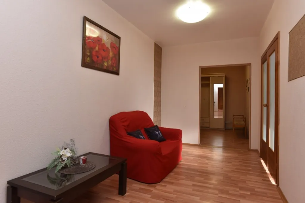 Улучшенный апартамент рядом с ТРЦ Алатырь, ст.Арена