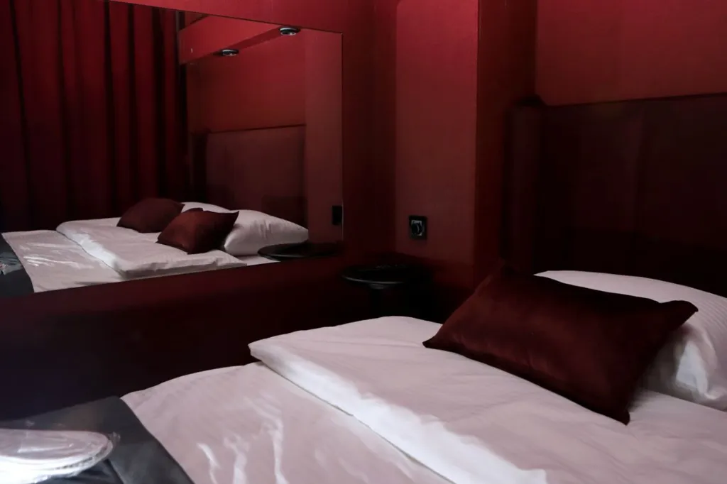 Мебелированные комнаты Космос на Владимирской