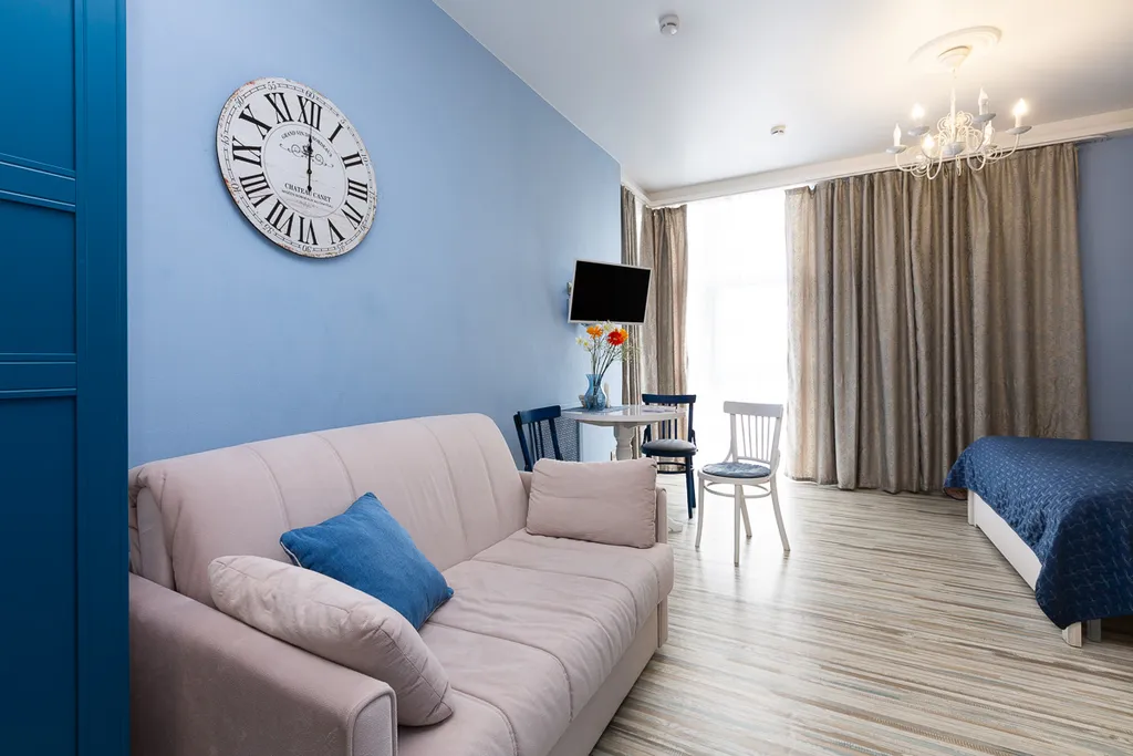 Апартамент с подсветкой в центре рядом с БЦ Высоцкий