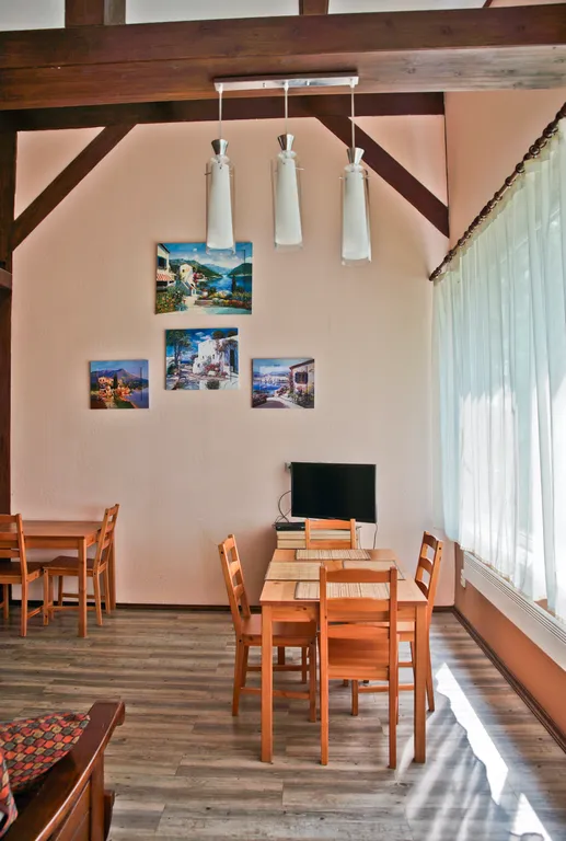 Трехкомнатный коттедж с верандой