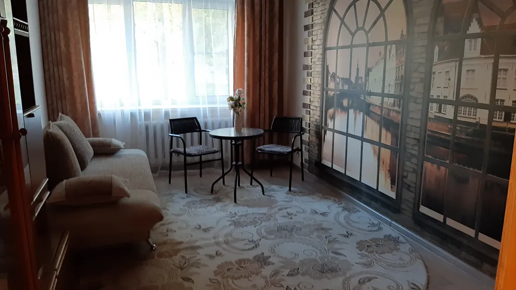 Спокойная двухкомнатная квартира на 1 этаже — аренда посуточно в Чебоксары