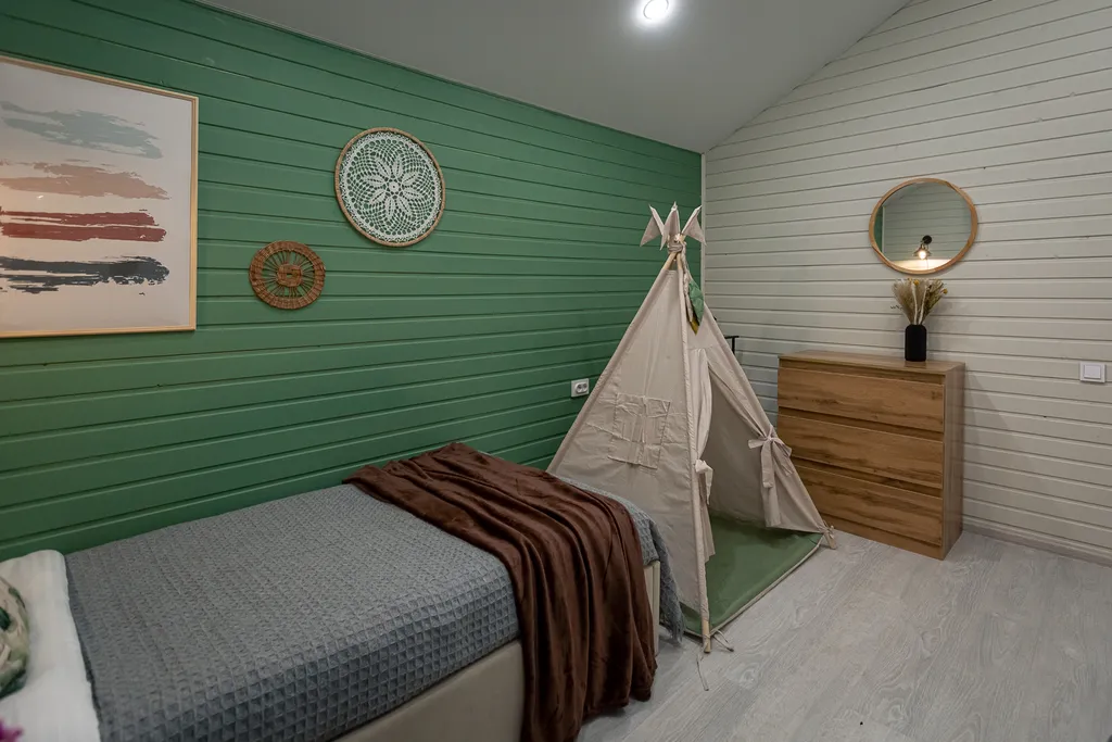 Изумрудный - дом с игровой зоной и костровой чашей